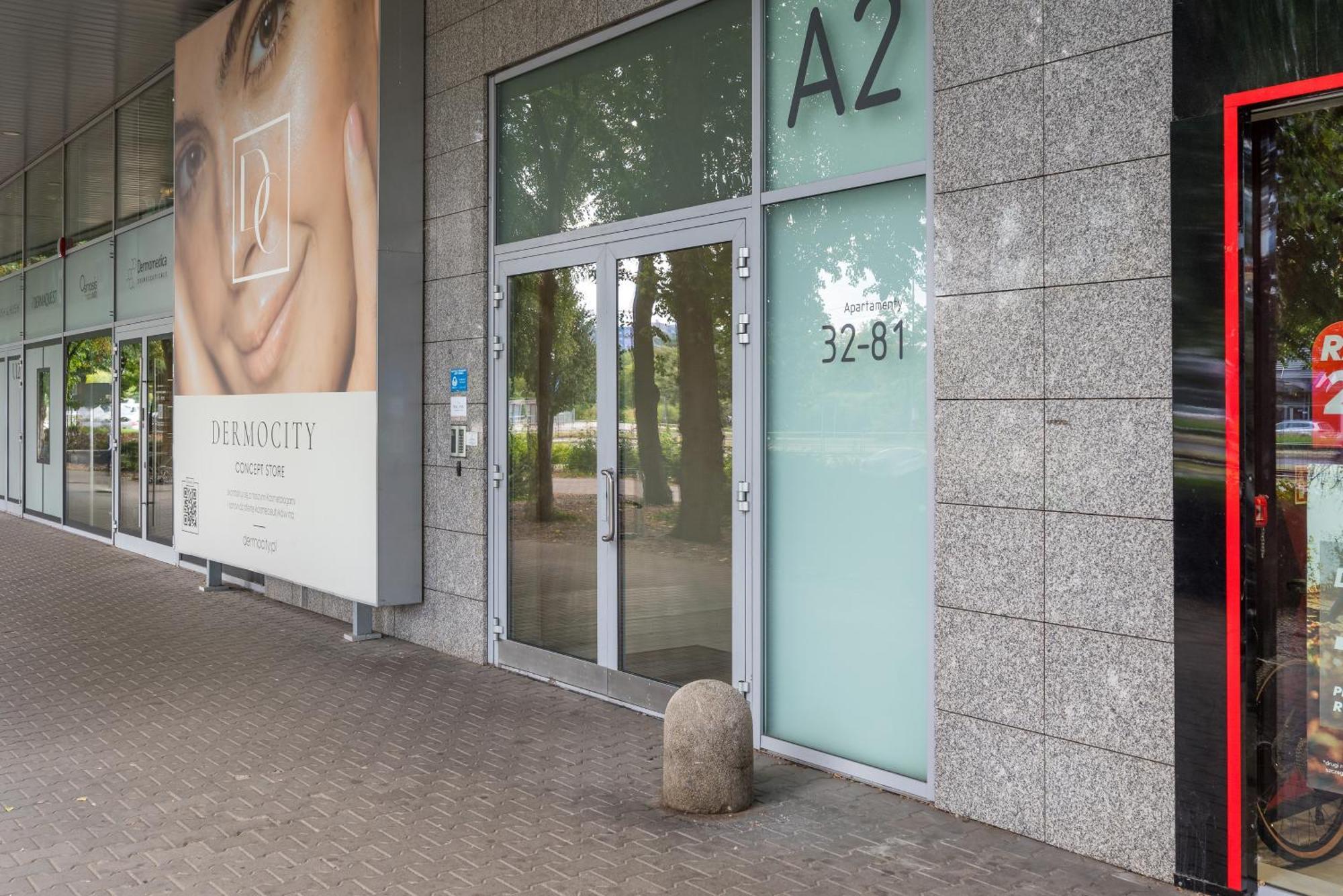 Ochota Deluxe Apartment Warsaw Exterior photo