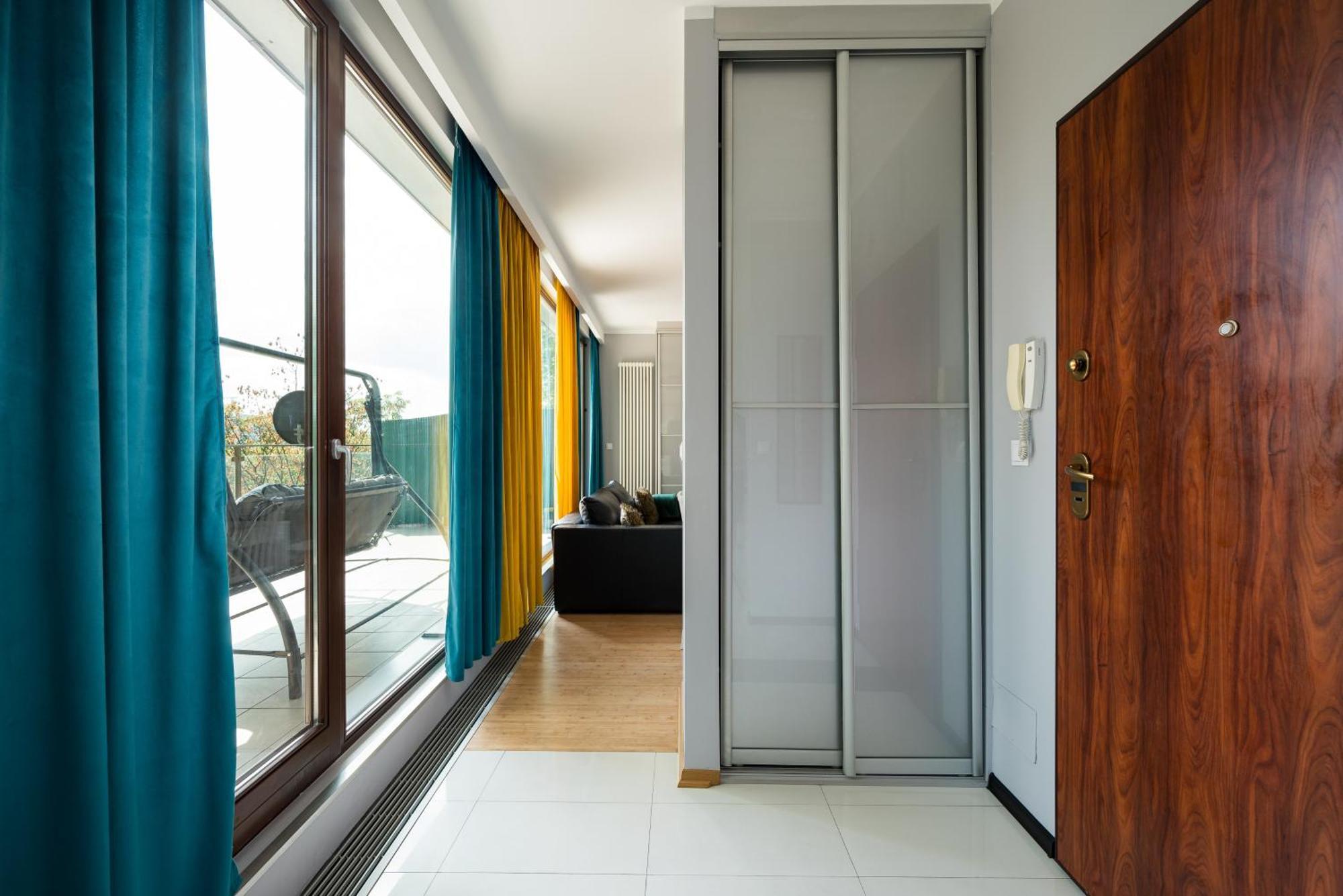 Ochota Deluxe Apartment Warsaw Exterior photo
